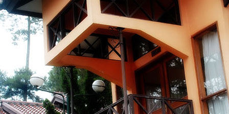 cottage room slide