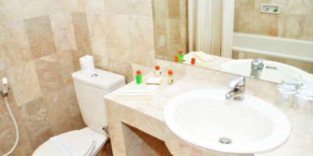 junior suite room slide